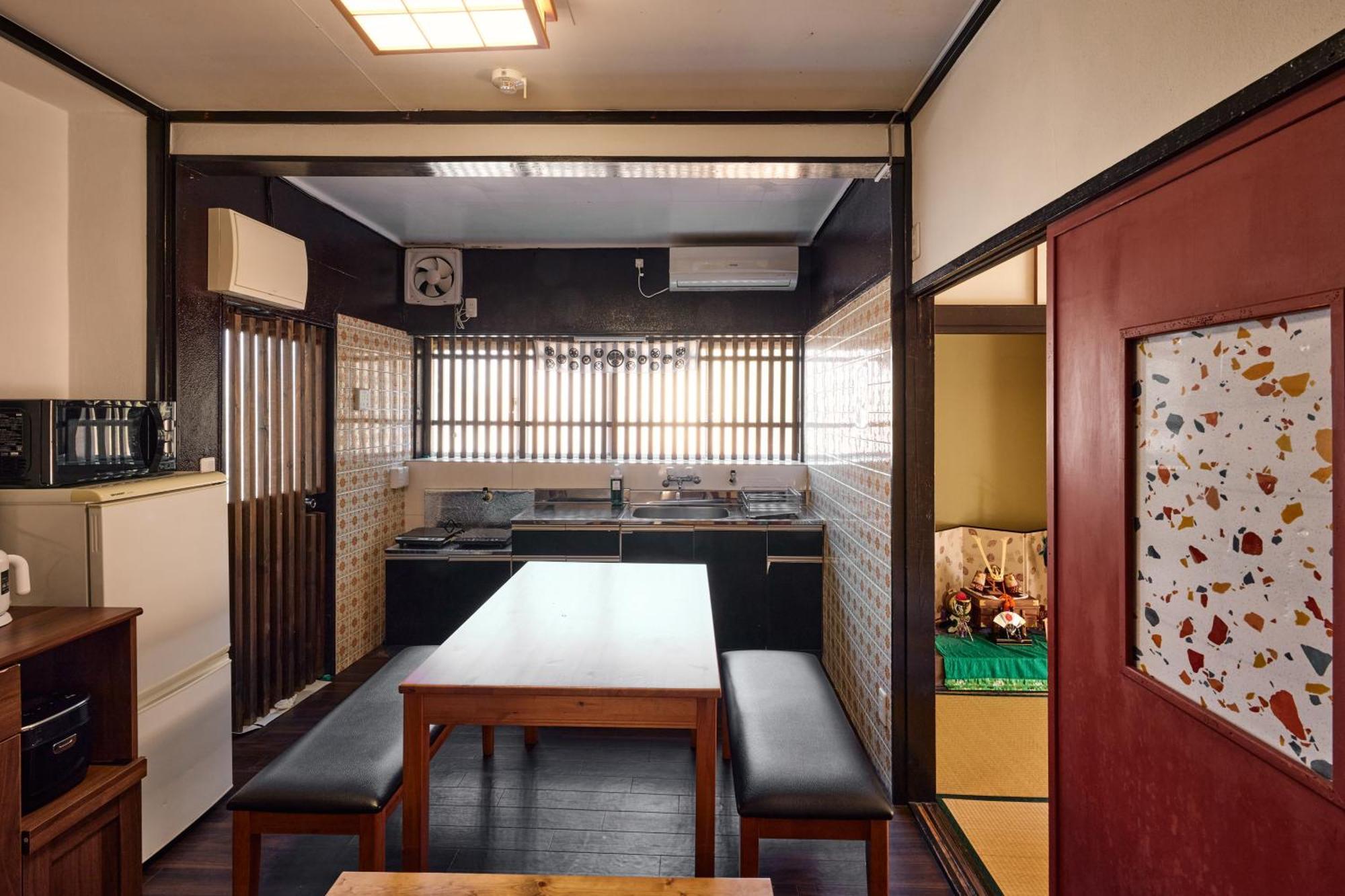 Villa Hakone Kabuto 古民家旅館 150平米 バス停迄一分 準天然温泉 最大12名 Eksteriør billede
